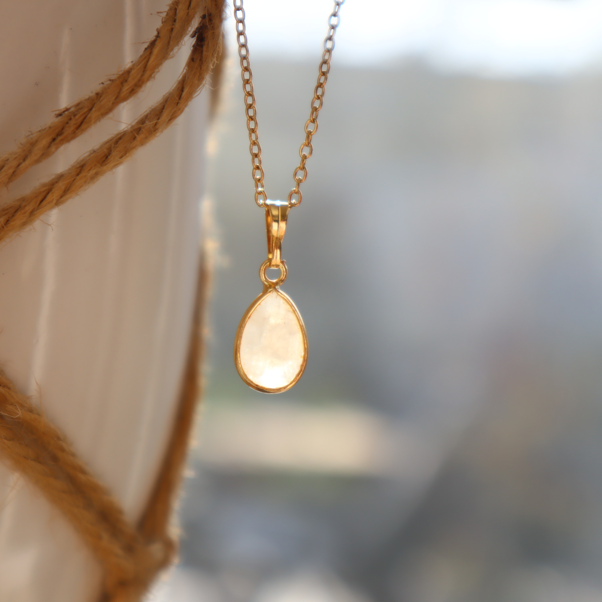 RVS ketting Maansteen