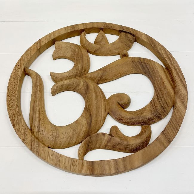 Woodcarving Ohm 15cm