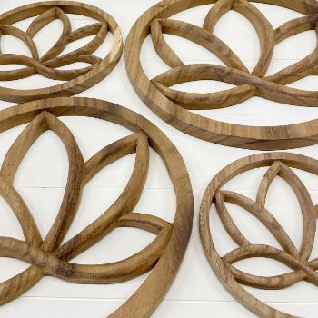 Woodcarving Lotus 30cm