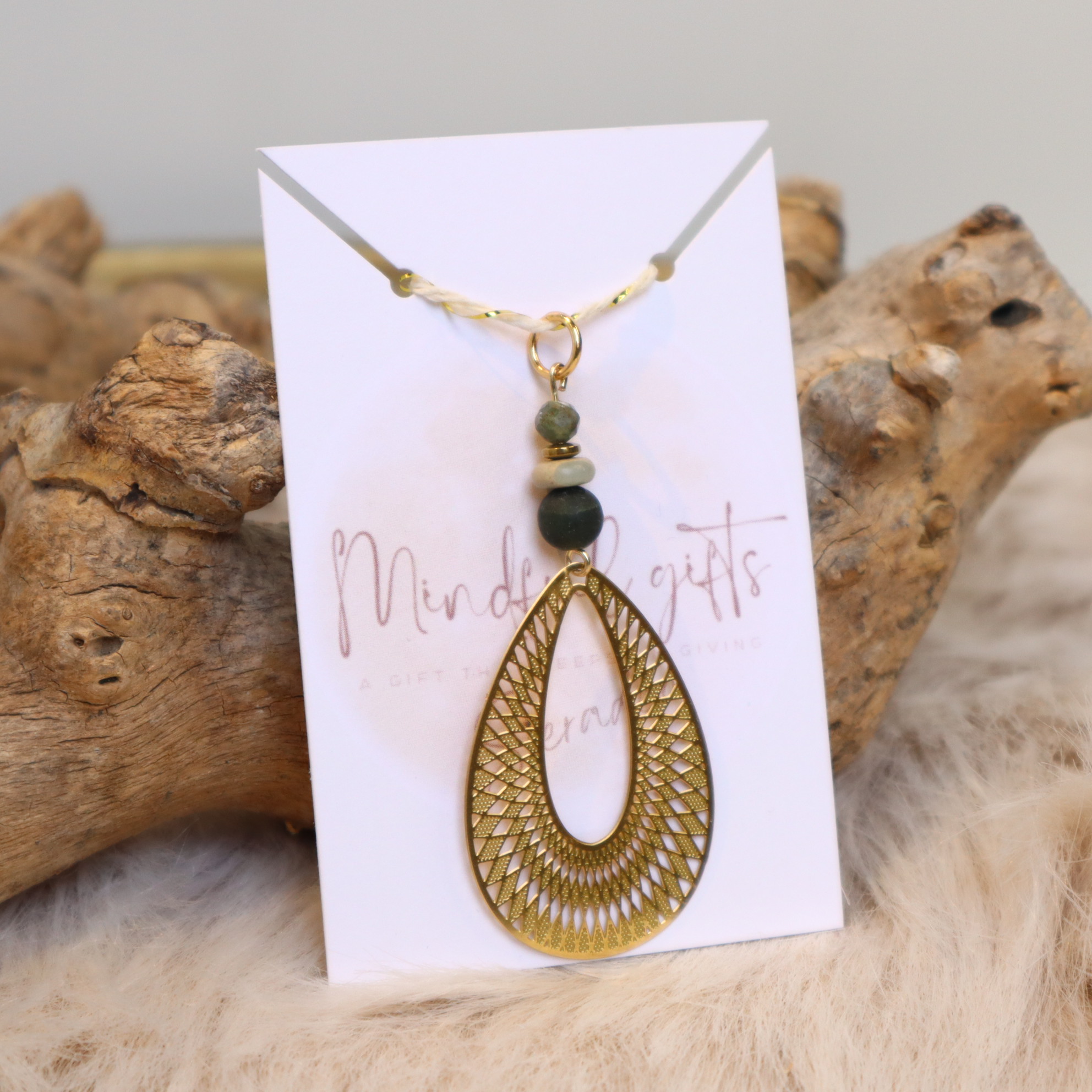 Hanger met Mica Hanger met Mica